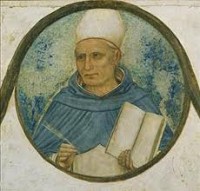 Saint Albert le Grand (+ 1280) - Fra Angelico : Issu d'une famille noble de Bavière, il naquit à Lauingen, ville située sur les bords du Danube. Il entra dans l'Ordre des Prêcheurs ou dominicains. Très doué pour les études, très vite il est chargé d'enseignement tout en poursuivant ses recherches personnelles. Sa grande préoccupation est de rendre accessible au monde latin la pensée du philosophe grec Aristote, redécouvert à travers la tradition arabe de Cordoue. Il veut l'harmoniser avec la pensée chrétienne. Professeur à Paris, il se prend d'amitié avec un de ses étudiants tout aussi doué que lui : saint Thomas d'Aquin, amitié fidèle et sans faille. Lorsque Albert se rend à Cologne poursuivre son enseignement, son disciple saint Thomas le suit. Quand son disciple sera accusé d'hérésie, le vieux maître Albert fera le voyage de Cologne pour prendre sa défense. Il aurait aimé consacrer toute sa vie à la pensée et à l'enseignement, mais il est religieux ; alors par obéissance, il devient provincial dominicain et bientôt évêque de Ratisbonne. Deux années suffisent pour qu'on se rende compte que le dévouement est insuffisant, alors on le rend à ses chères études. Son savoir est quasi encyclopédique, mais sa foi est encore plus grande que sa théologie et sa philosophie : "le Notre Père, il n'est pas de prière douce et familière qui commence d'une manière plus familière et plus douce", écrit-il dans son commentaire de Saint Matthieu. Albert trouve Marie partout dans la Bible, dont il admire et interprète le « silence révérentiel » sur la Mère de Dieu. « L'Écriture ne chante-t-elle pas davantage sa louange en supposant tacitement sa beauté qu'en l'expliquant par des mots?... » Ne savons-nous pas déjà que « tout ce qu'il y a de bien et de louable chez les saints » se retrouve en Marie, en vertu de cette plénitude de grâce dont Albert, infatigable questionneur, scrute tous les aspects possibles avec une subtilité parfois déconcertante, mais aussi des trouvailles d'expression, une pensée parfois vigoureuse, une pénétration religieuse, une fraîcheur et une tendresse qui s'expriment ici ou là en des pages magnifiques. Église l'a proclamé docteur de l’Église. Saint Albert le Grand - Fra Angelico