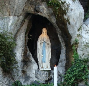 grotte de Notre-Dame de Lourdes