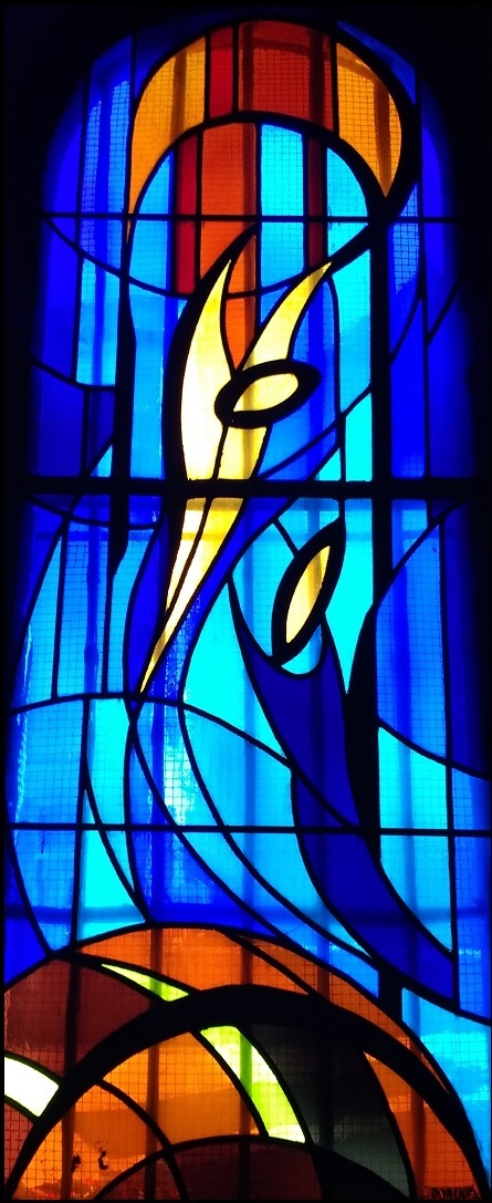 L'Annonciation - J. Dorchies ( 1973) - église de Bort-les-Orgues Corrèze L'Annonciation - J. Dorchies ( 1973) - église de Bort-les-Orgues Corrèze
