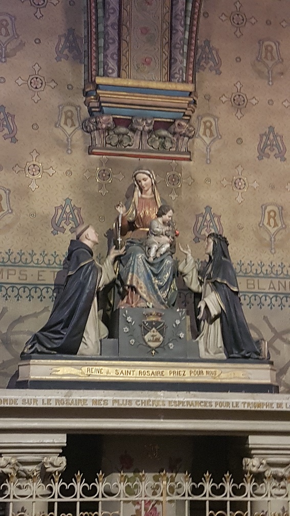 Reine du Saint Rosaire